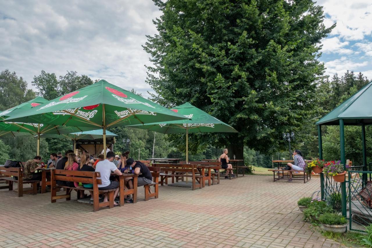 Penzion Vlcarna Hotel Krasna Lipa Exterior photo