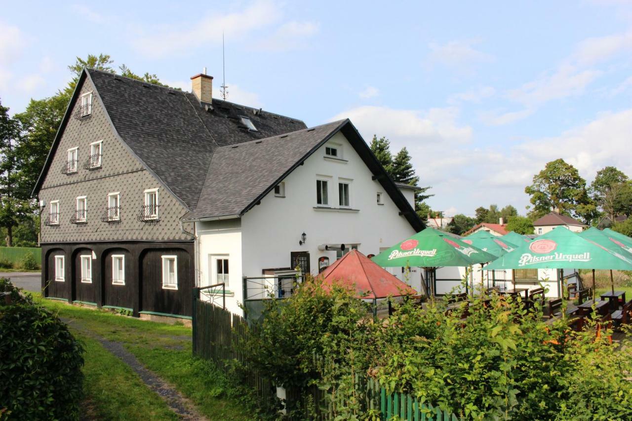 Penzion Vlcarna Hotel Krasna Lipa Exterior photo